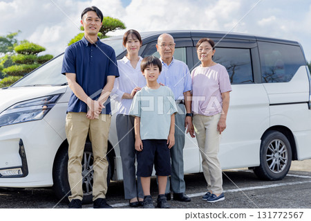 家庭旅行3代家庭/3代家庭 131772567