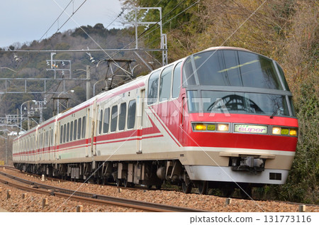 1200 series Panorama Super 1016 train going around the Honjuku curve on the Nagoya Main Line 131773116