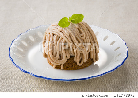 Mont Blanc Cake 131778972