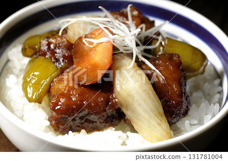 糖醋豬肉蓋飯 131781004