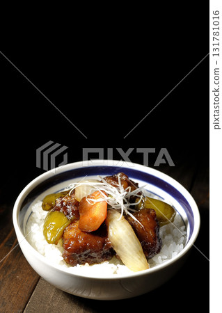 糖醋豬肉蓋飯 131781016