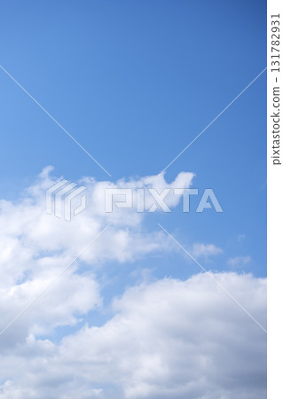 Autumn sky, blue sky, sky only, autumn, October, vertical composition, image 131782931