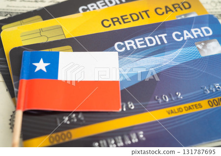 Chile flag on credit card, finance economy trading shopping online business. 131787695