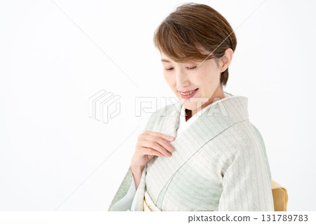 Woman in traditional Japanese clothing, collar Woman in traditional Japanese clothing, collar 131789783