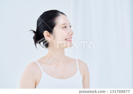 女性皮膚護理 131789877