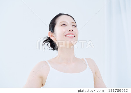深呼吸的女人 131789912