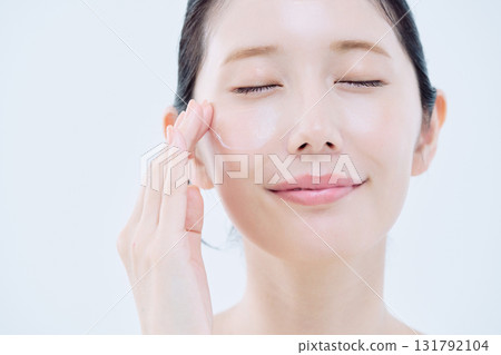 Beauty image of young women Beauty image of young women 131792104