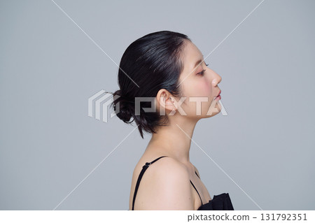 Make-up image of a young woman Make-up image of a young woman 131792351