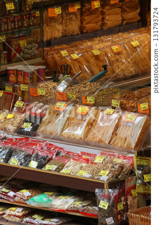 High-quality food sold at a luxury dry food store in West Deoksheng Road, Hong Kong. There are many dry foods that do not know what they are used for 131793724