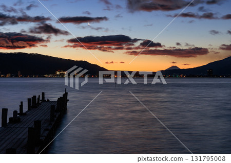 諏訪湖早晨[日出] 131795008