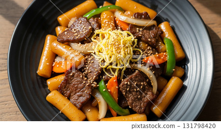 Royal Stir-Fried Tteokbokki with Egg Garnish 131798420