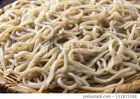 香氣撲鼻的新蕎麥麵 香氣撲鼻的新蕎麥麵 131815568