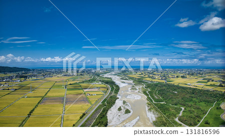 The area around Aimoto Bridge, the starting point of the Kurobe River alluvial fan in eastern Toyama Prefecture The area around Aimoto Bridge, the starting point of the Kurobe River alluvial fan in eastern Toyama Prefecture 131816596