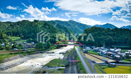 The area around Aimoto Bridge, the starting point of the Kurobe River alluvial fan in eastern Toyama Prefecture 131816632