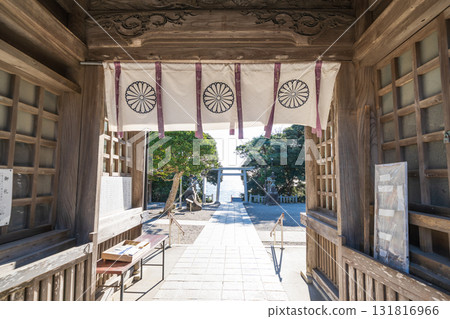"Ibaraki Prefecture" Oarai Isosaki Shrine scenery, Zuishinmon Gate 131816966