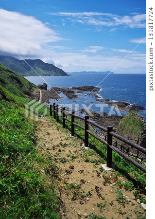 Cape Tappi in summer - A promenade leading down from the Tappizaki Stairway to Sotogahama 131817724