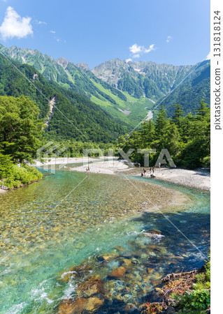 "Nagano Prefecture" Clear waters of the Azusa River, Kamikochi, summer scenery 131818124