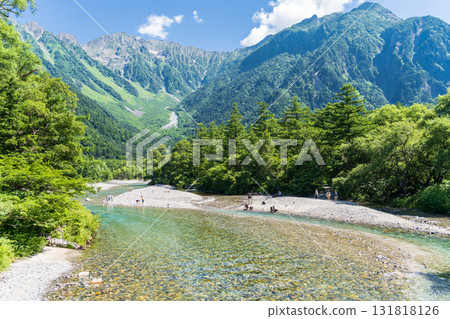 "Nagano Prefecture" Clear waters of the Azusa River, Kamikochi, summer scenery 131818126