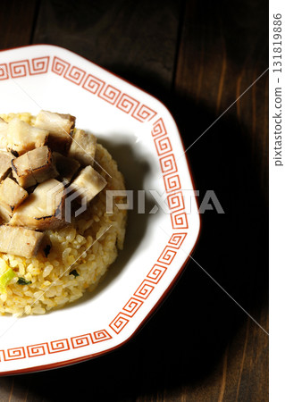 蛋炒飯配豬肉丁 蛋炒飯配豬肉丁 131819886