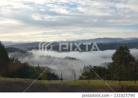 Sea of clouds Tokamachi Matsushiro from Shiba Pass Sea of clouds Tokamachi Matsushiro from Shiba Pass 131825790