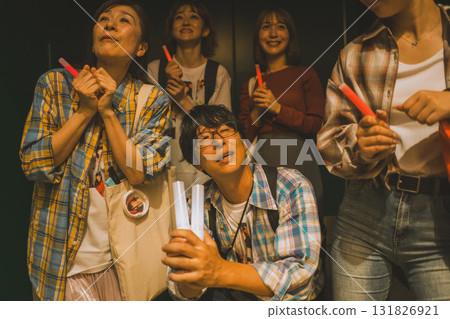 加油 支持 喝彩 131826921