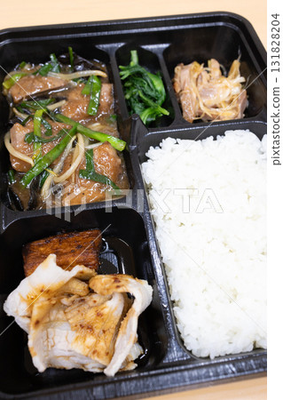 美味的炸香草便當 美味的炸香草便當 131828204