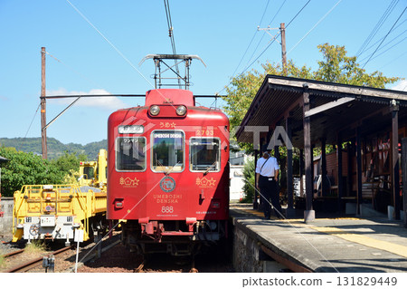 貴志站和梅干列車（和歌山電鐵貴志川線）[和歌山縣紀之川市貴志川町] 131829449