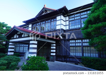 萩名倫學捨本館807 131831055