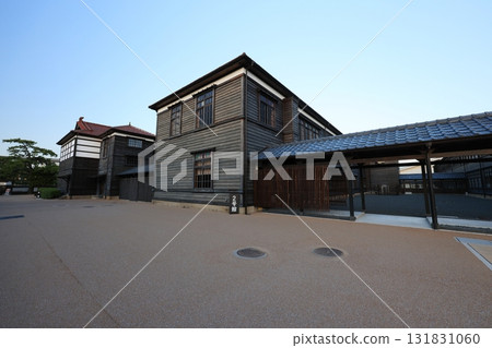 萩名倫學捨本館3305 131831060