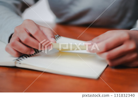 Professional workspace strategies note-taking and planning an organizational setting Professional workspace strategies note-taking and planning an organizational setting 131832340