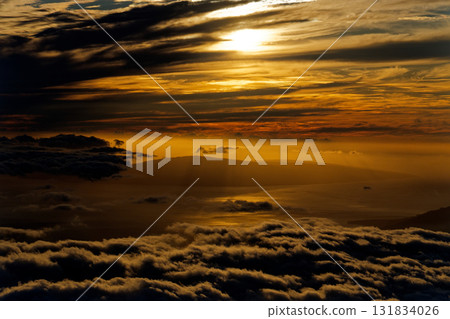 Sunset over the sea of clouds 131834026
