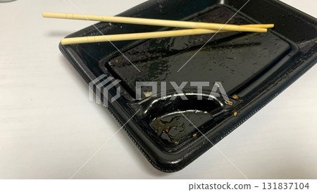 Container waste after eating a convenience store bento 131837104