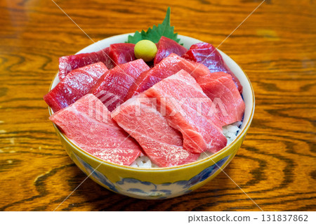 Tuna bowl of Omama Tuna bowl of Omama 131837862