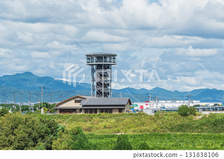 Sakura Deaikan Observation Tower at the Confluence of the Yodo River and Three Rivers, Yawata City, Kyoto Prefecture 131838106
