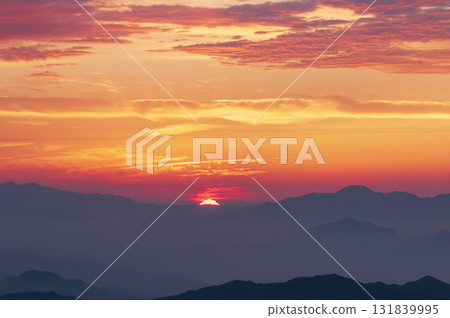 Sunrise seen from Shibu Pass on the border between Gunma and Nagano prefectures Sunrise seen from Shibu Pass on the border between Gunma and Nagano prefectures 131839995