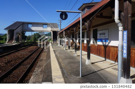 The retro Mimasaka Ochiai Station building on the JR Kishin Line The retro Mimasaka Ochiai Station building on the JR Kishin Line 131840482