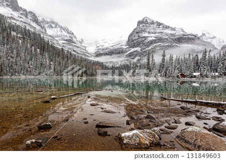 Lake Ohara in winter with reflections of snow-capped mountains 131849603