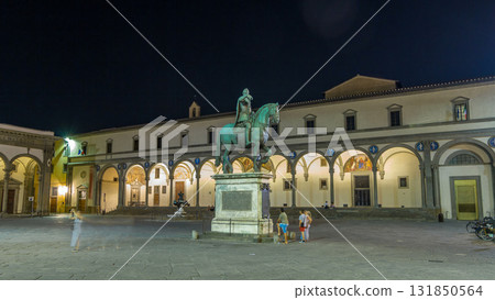 Statue of Ferdinando I de Medici timelapse hyperlapse in the Piazza della Santissima Annunziata in Florence, Italy 131850564