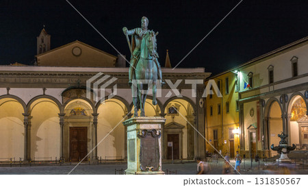 Statue of Ferdinando I de Medici timelapse in the Piazza della Santissima Annunziata in Florence, Italy 131850567