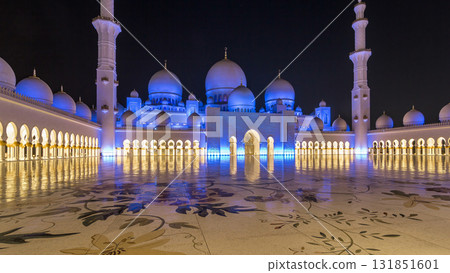 Sheikh Zayed Grand Mosque illuminated at night timelapse hyperlapse, Abu Dhabi, UAE. 131851601