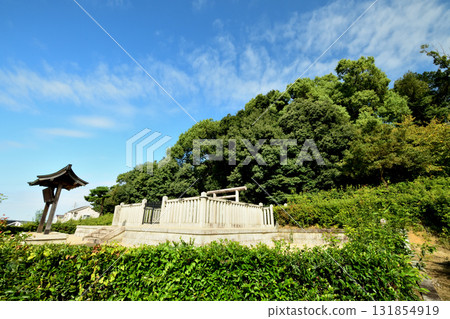 Tomb of Emperor Yomei [Taishi Town, Minamikawachi District, Osaka Prefecture] 131854919