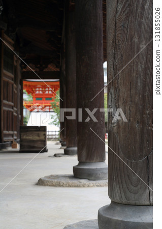 Pillars of the main hall and the treasure hall Pillars of the main hall and the treasure hall 131855026