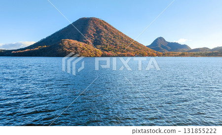 Lake Haruna and Mount Haruna (Autumn) 131855222