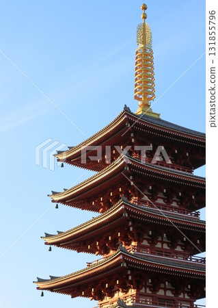 五層寶塔與藍天 131855796