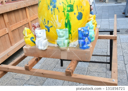 Lucky Cat 131856721