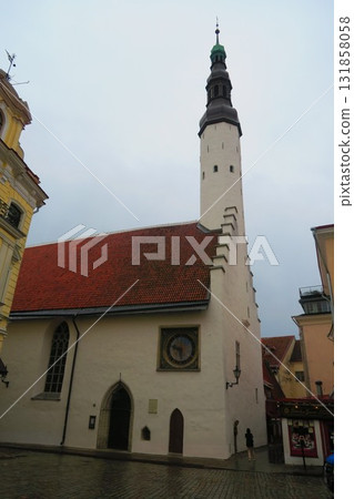 塔林舊城區的聖靈教堂 131858058