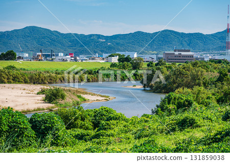 Kizugawa River scenery, Yawata City, Kyoto Prefecture 131859038