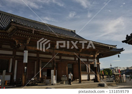 東寺：從餐廳可以眺望車站大樓和京都塔 131859579