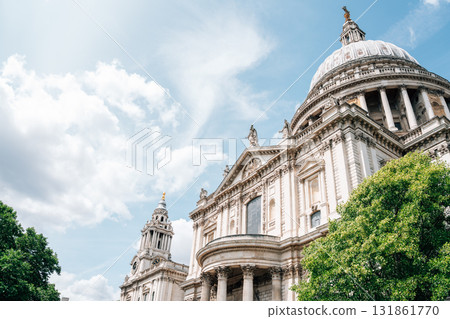 St Pauls Cathedral Dome with Blue Sky in London, UK 131861770