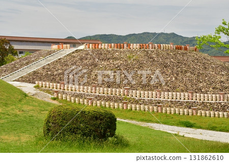 Mitsushiro Tomb 71 No. 1 Tomb (keyhole-shaped tomb) 131862610